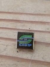 Pin's Pins Pin Enamel Bureau