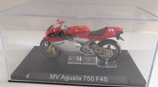 1/24 moto MV Agusta 750 F4S .