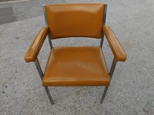 FAUTEUIL DESIGN ANNEES 70
