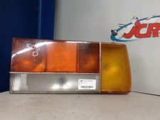 Feu arriere principal droit