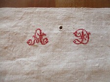 Lot N°42 de 1 torchon ancien