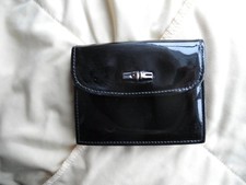 Porte-monnaie en cuir verni noir LONGCHAMP modèle roseau