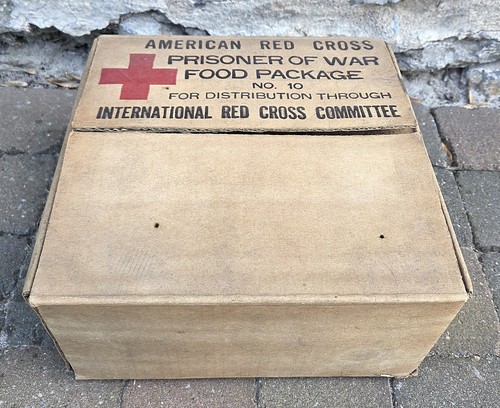 Carton american red - red, cross