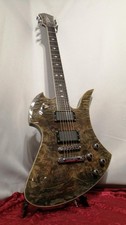Guitare électrique (BC Rich)