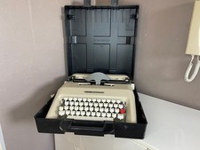 Machine a Ecrire Olivetti
