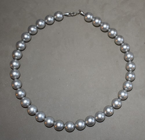 Collier ras cou - , perles