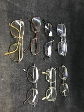 Lot de 7 anciennes paires de  lunettes de vue￼