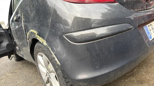 Pare choc arriere opel corsa - pare,
