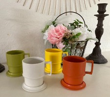 924⚜️ Anciennes Tasses Avec Couvercle Mugs en Plastique Tupperware Pique Nique