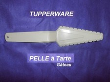 TUPPERWARE   PELLE à Tarte / Gâteau  ( blanche ) 
