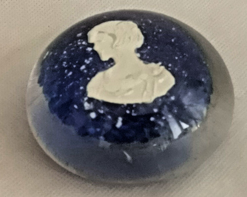 Presse papier paperweight