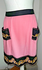 Beau tablier breton, ancien,  rose et broderies