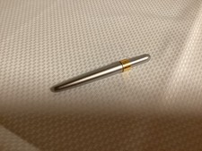 stylo  , Yves Saint Laurent YSL