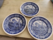 3 assiettes Anciennes En