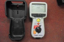 Multimètre mégohmmètre professionnele BMM80F/2 plus housse sans cordon