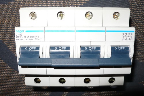 Disjoncteur tetrapolaire 80a - disjoncteur,