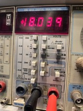 TEKTRONIX DM 501A PLUGIN DIGITAL MULTIMETER