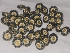 LOT 40 ANCIENS BOUTONS ROUE