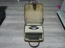 machine à écrire portative "UNDERWOOD 18" année 1960 non testé tole