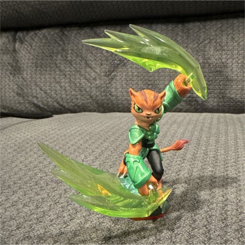 Skylanders tuff luck - tuff, figure