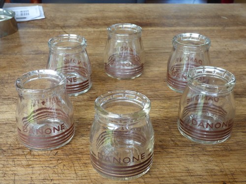Lot pots de yaourt - 6,