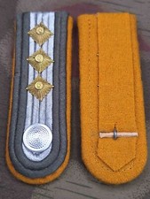 Paire d'épaulettes