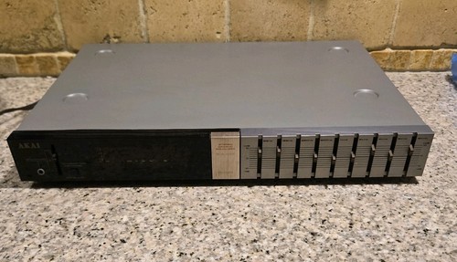 Akai clarity equalizer - clarity, ea-m7