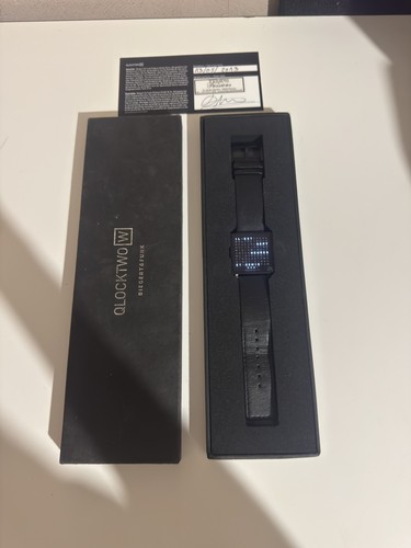 Montre watch qlocktwo - watch,