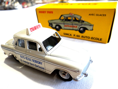 Dinky toys atlas - dinky,
