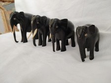 4 Anciennes Statues vintages Éléphants En Bois Noir