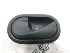 POIGNEE INTERIEURE PORTE AVANT GAUCHE 8200028487 RENAULT TWINGO 2 phase 1