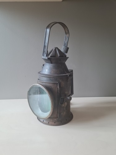 Tres belle vieille lampe - tres,