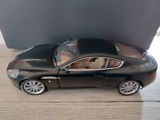voiture miniature ASTON MARTIN DB9 1/18 Solido