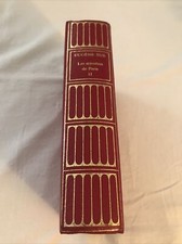 LIVRE LES MYSTÈRES DE PARIS