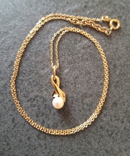 Collier Chaîne Et Pendentif
