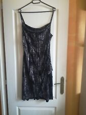 Robe courte noire bretelles