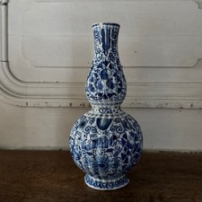 Gourde en faïence de Delft avec signature XVIIIe  M3640