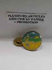 (D6) Pins pin's pin enamel vintage collector foot sport antillais lille plage