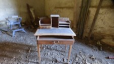 bureau ancien en bois à