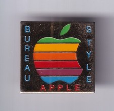 RARE PINS PIN'S .. INFORMATIQUE COMPUTER APPLE MAC BUREAU STYLE VINTAGE 1990 ~FQ