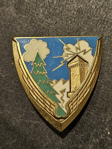 Insigne pucelle armée - insigne,