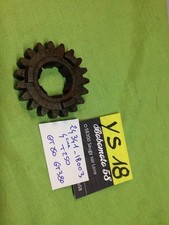 Suzuki 24341-18003 T250 GT250 GT380 pignon 4 , fourth gear driven NOS