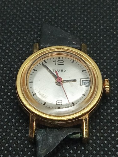 Montre timex vintage metal - timex,