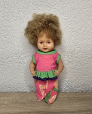 Ancienne poupée plastique