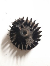volant magnetique - moteur kawasaki TH043D - débrousailleuse Ryobi RK-43