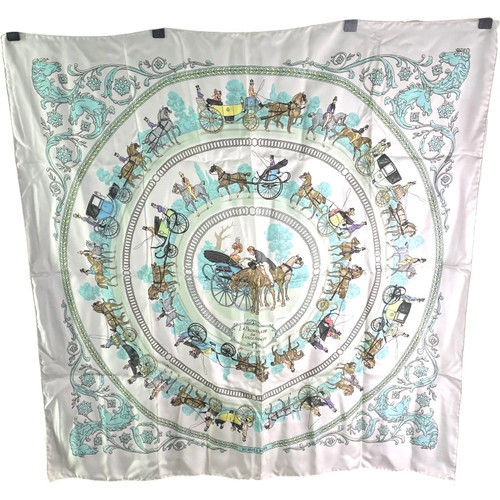 écharpe soie hermes carre - Écharpe,