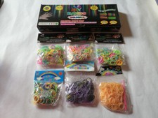 Lot Bracelets Bands colorful Loom style rainbow 1 Boite + 6 sachets d'élastiques
