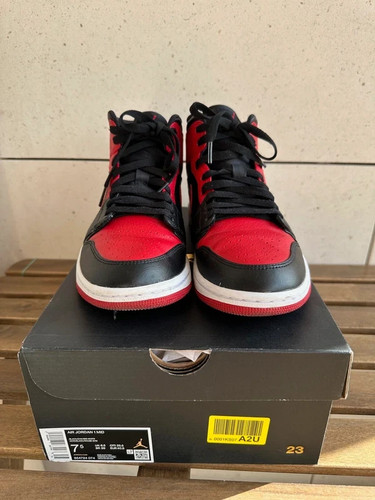 Air jordan mid banned - 1,