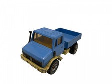 Camion modèle 1620 Unimog 10