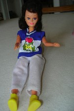 JOUETS  POUPEE   Vide grenier